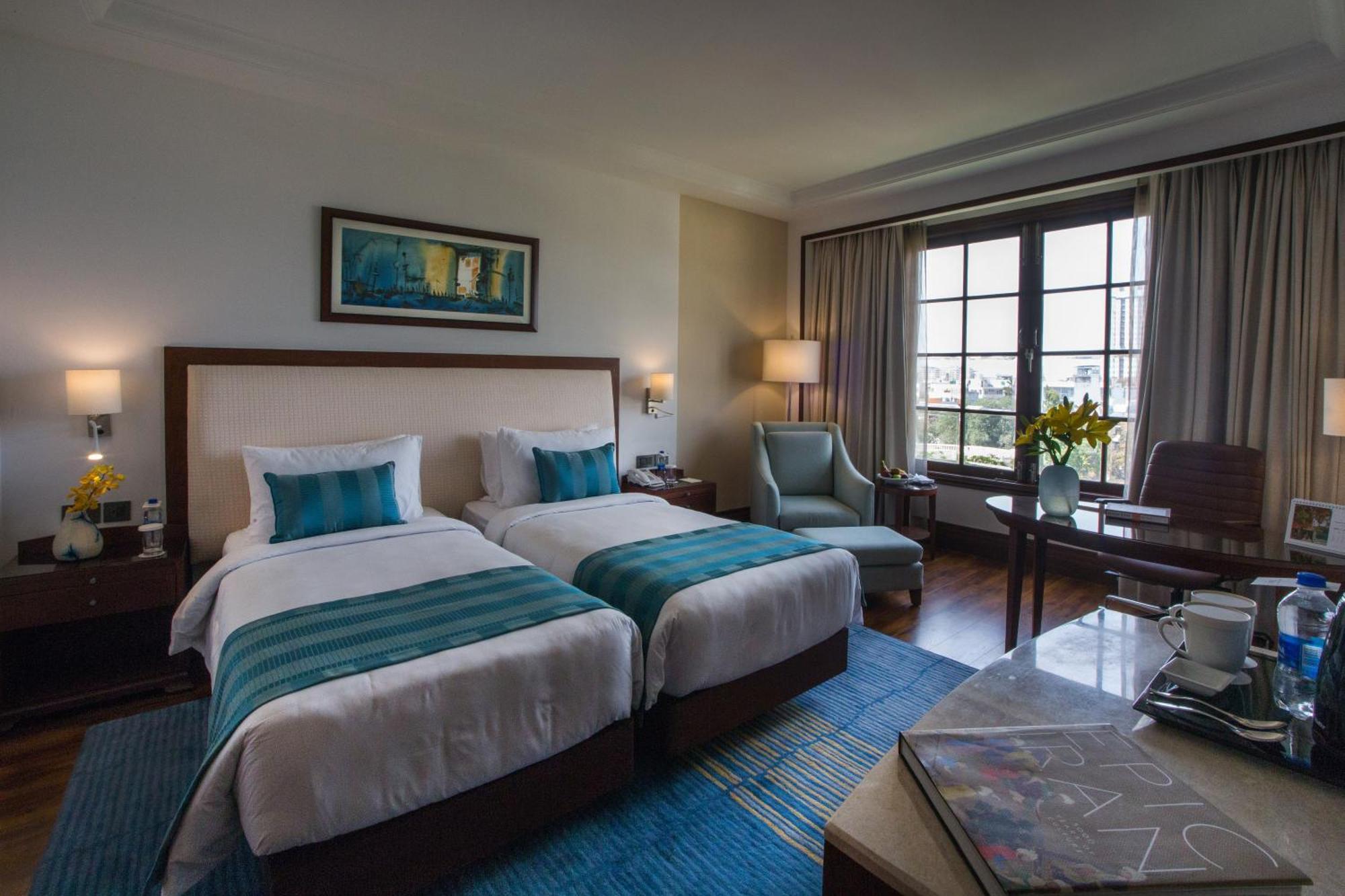 Hotel Dlf Club 3